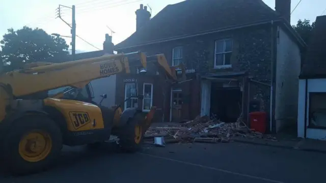 Lloyds bank ram-raid, Lakenheath