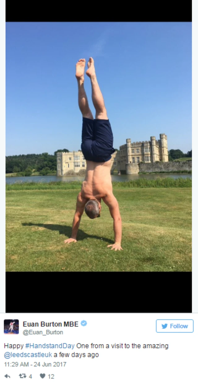 Handstand day 2017