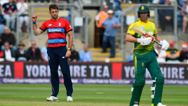 Liam Plunkett celebrates dismissing Smuts