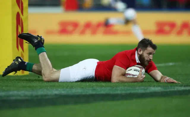 Tommy Seymour scores a try