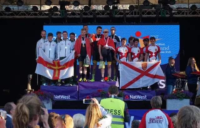 Jersey bronza and Guernsey silver position on podium