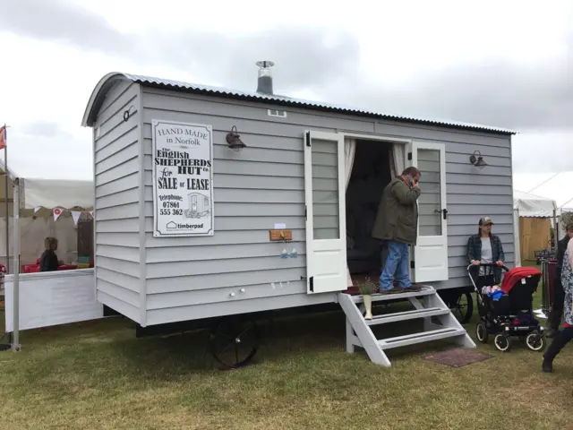 Shepherd's hut