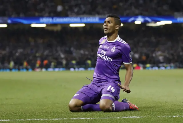 Casemiro celebrates