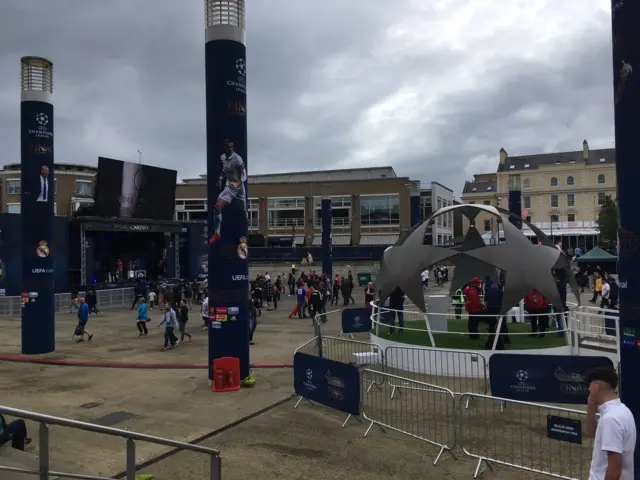 Rain in Cardiff Bay