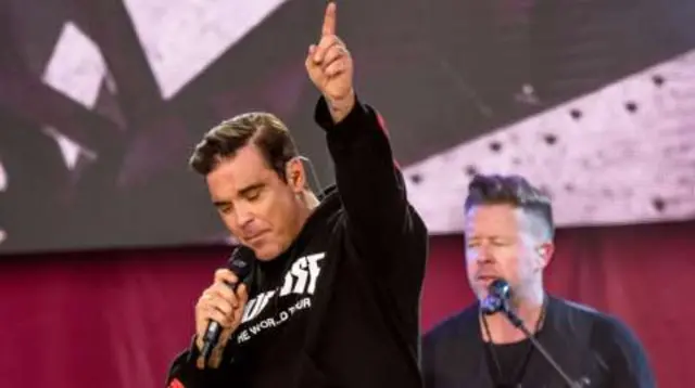 Robbie at One Love Manchester