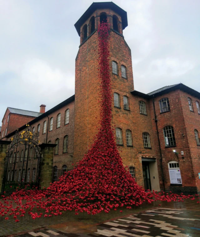 Weeping window display