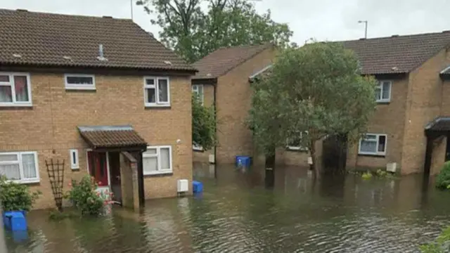 Aldwyck Way flooding 2015