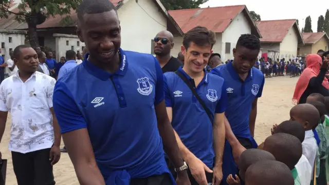 Everton players meet Tanzanian school children