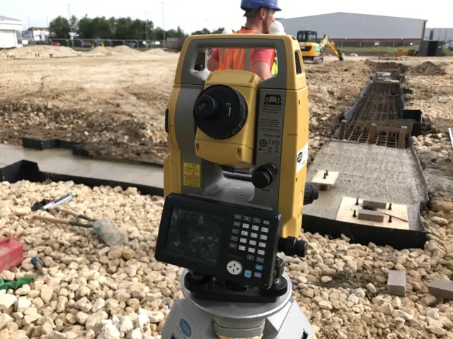 Topcon OS 105