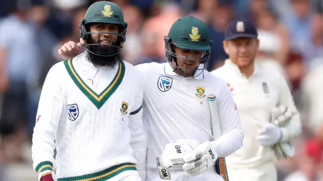 Hashim Amla and De Cock