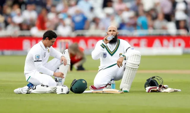 De Kock and Amla have a drink