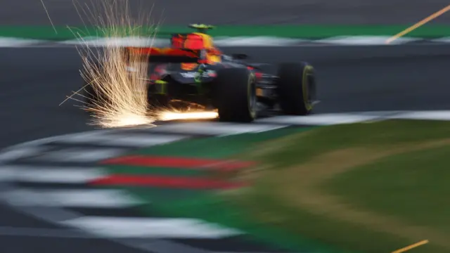 Verstappen sparks