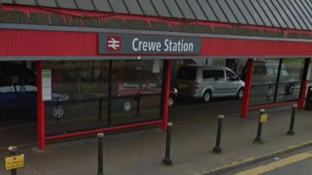 Crewe railway station