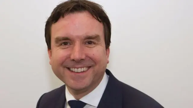 Andrew Griffiths