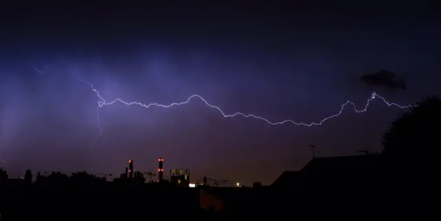 Lightning in Gravesend