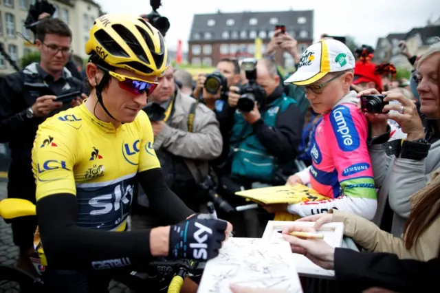 Geraint Thomas signing autographs