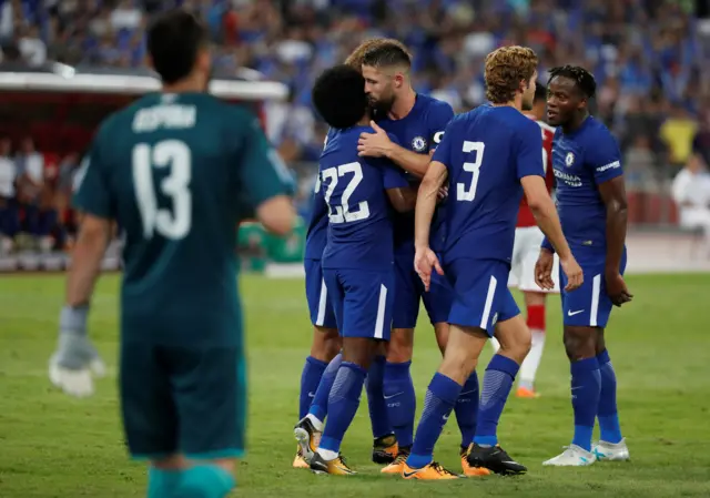 Chelsea celebrate Willian's opener