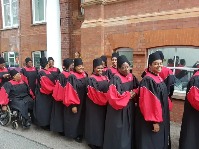 Singers queue at Lord's