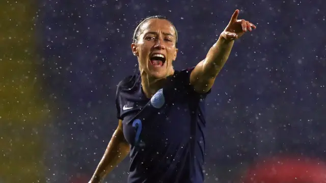 Lucy Bronze shouts