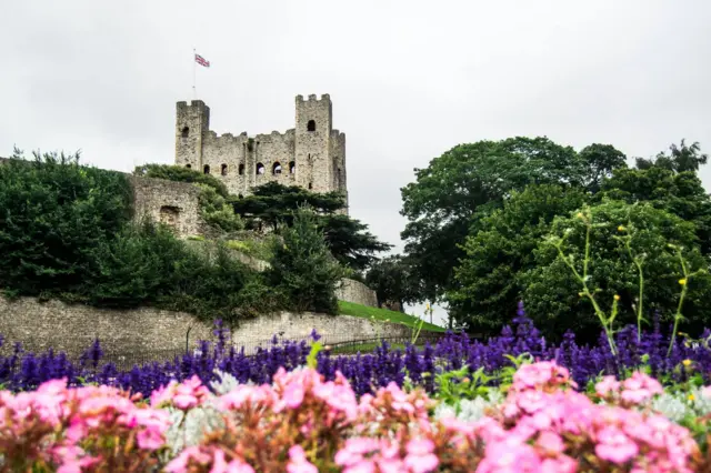 Flowers at Rochester Castle