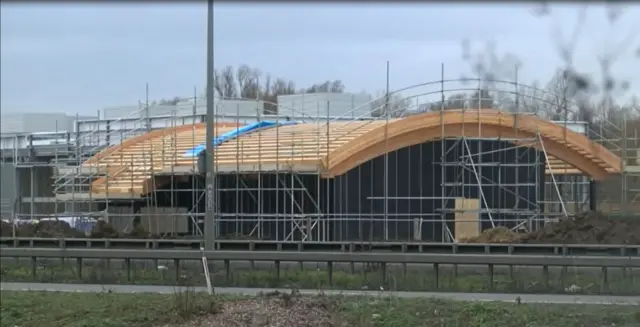 Rushden Lakes under construction