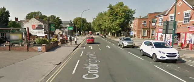 Street outside The Gardeners Arms pub in Hull