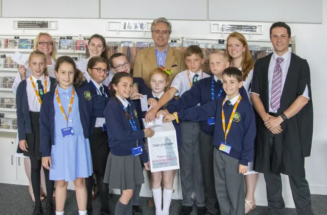 Mark Garnier MP with schoolchildren