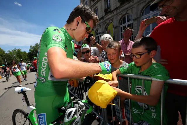 Arnaud Demare signs autographs