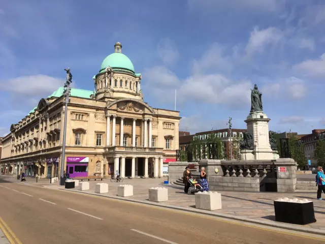 Road blocks in Queen Victoria Square