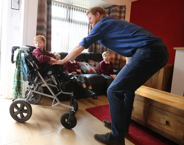 Harry in the living room of Oliver Rooney
