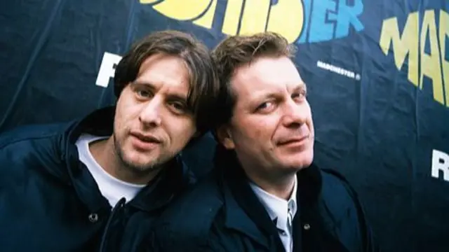 Shaun Ryder & Tony Wilson (r)
