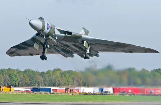 vulcan taking off