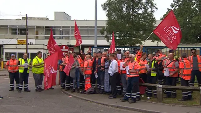 Refuse workers on the picket line in Birmingham earlier this week