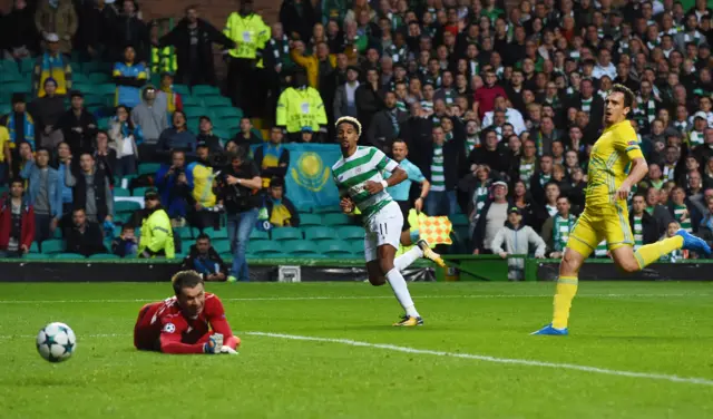 Scott Sinclair scores Celtic's second