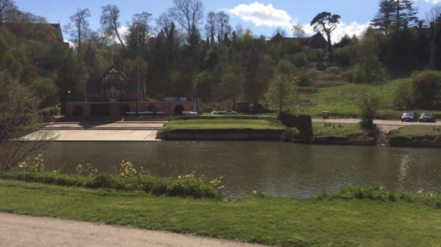 Pengwern boat club