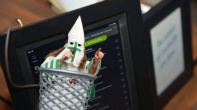 Spotify removes white supremacy music after Charlottesville