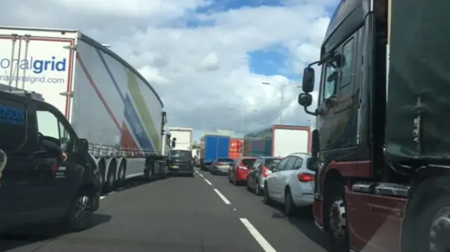 M6 crash