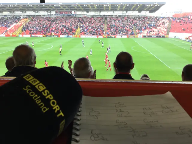 Aberdeen fans celebrate