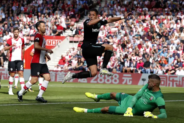 Javier Hernandez celebrates