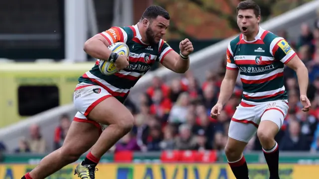 Ellis Genge of Leicester breaks with the ball with Ben Youngs in support