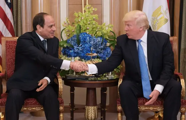 US President Donald Trump (R) and Egypt's President Abdel Fattah al-Sisi take part in a bilateral meeting at a hotel in the Saudi capital Riyadh on May 21, 2017