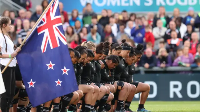 New Zealand players pay their respect