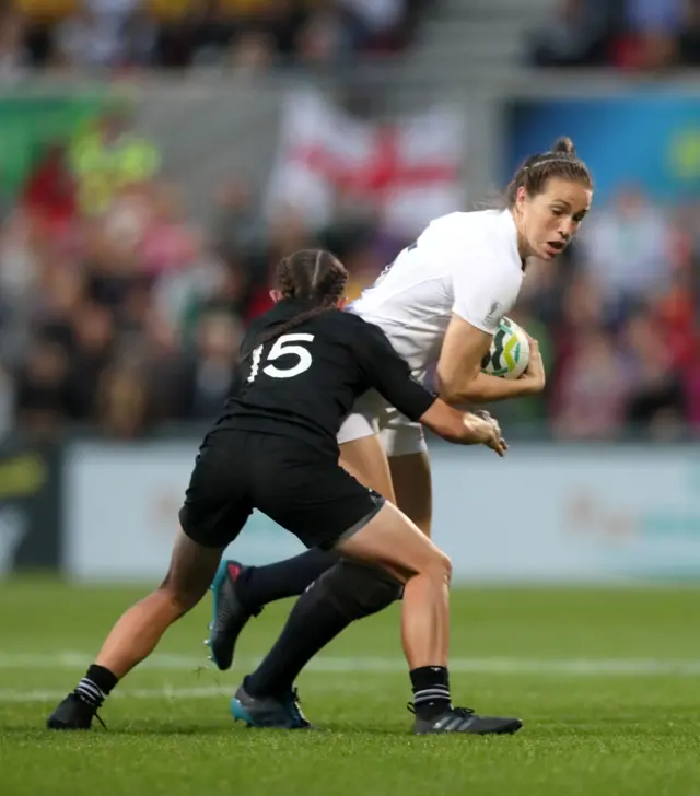 Emily Scarratt in the thick of the action