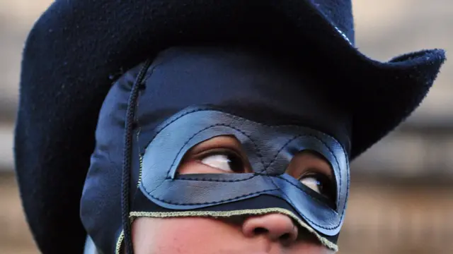 Zorro mask