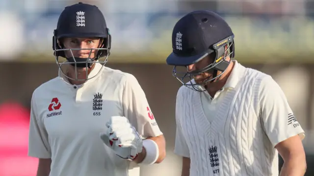 Joe Root and Dawid Malan