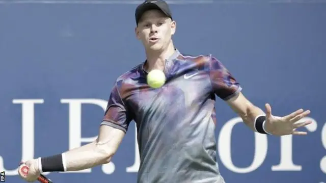 Kyle Edmund goes into the second round