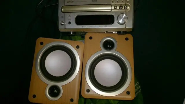 speakers