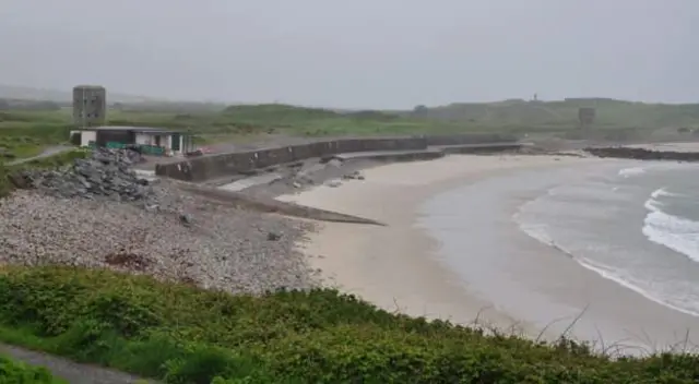 L'Ancresse anti tank wall