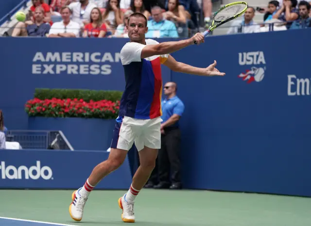 Mikhail Youzhny backhand