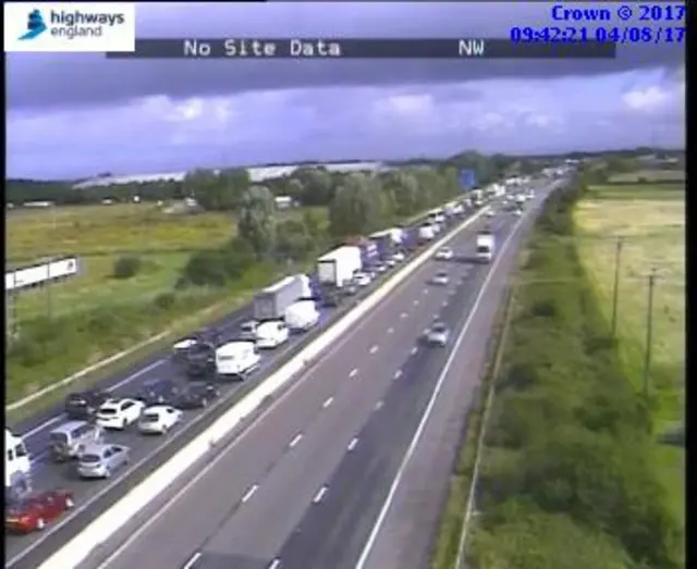 Traffic queuing on the M5